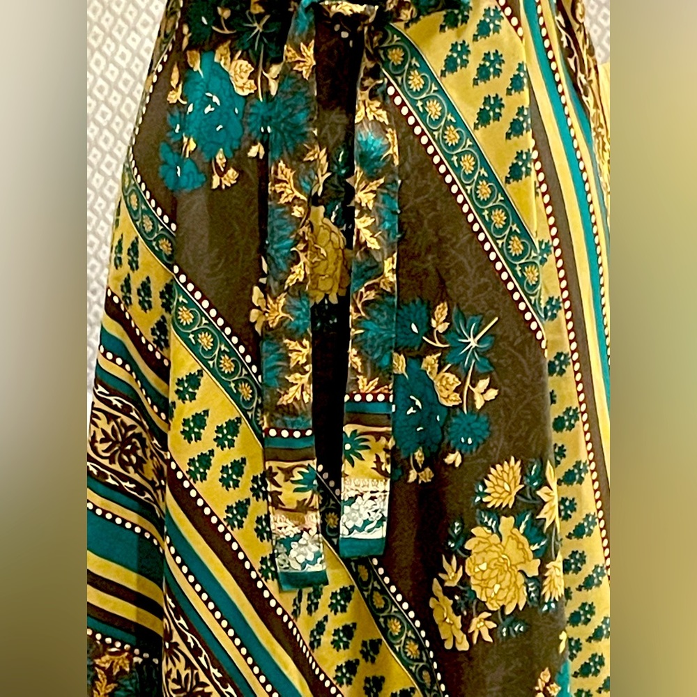 Moda Ibizaa Boho Halter Maxi Dress, backless silk dress, tie front. - Picture 3 of 7